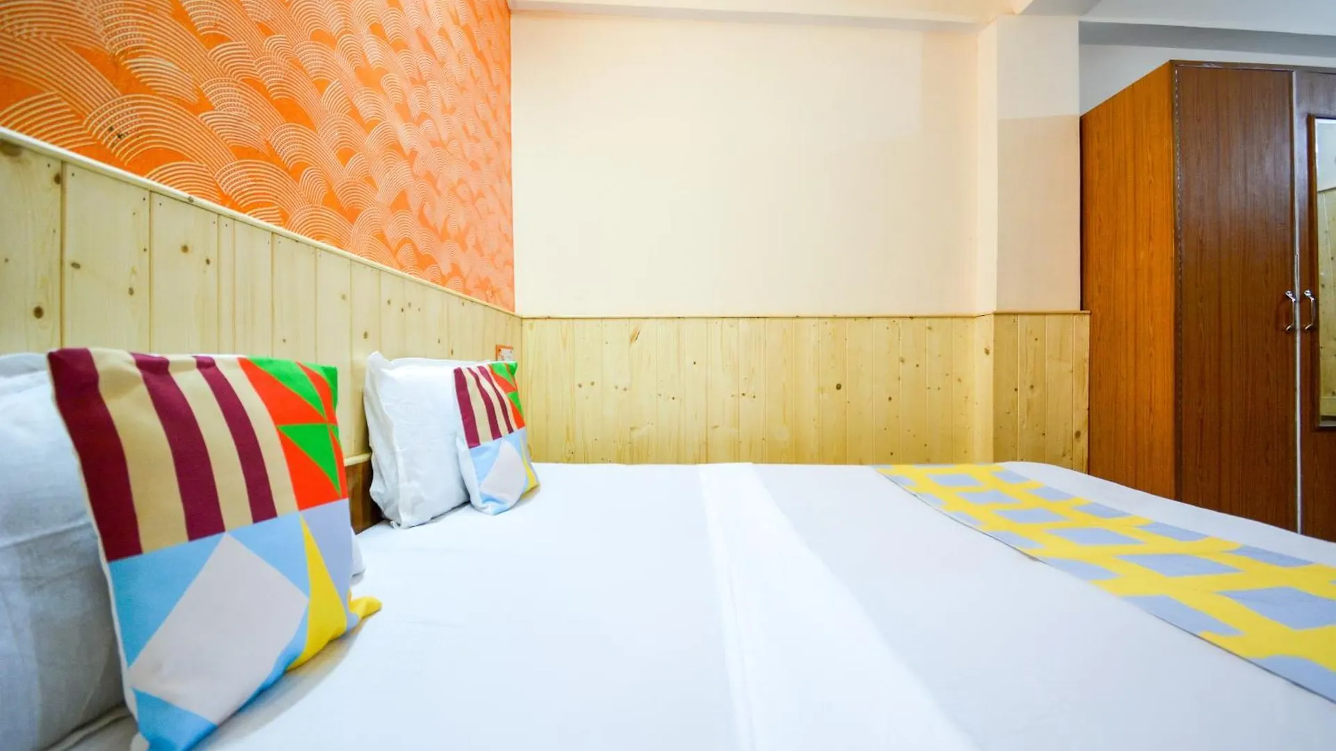 Hotel O Krishna Monal Delightful Stay Shimla 3*,